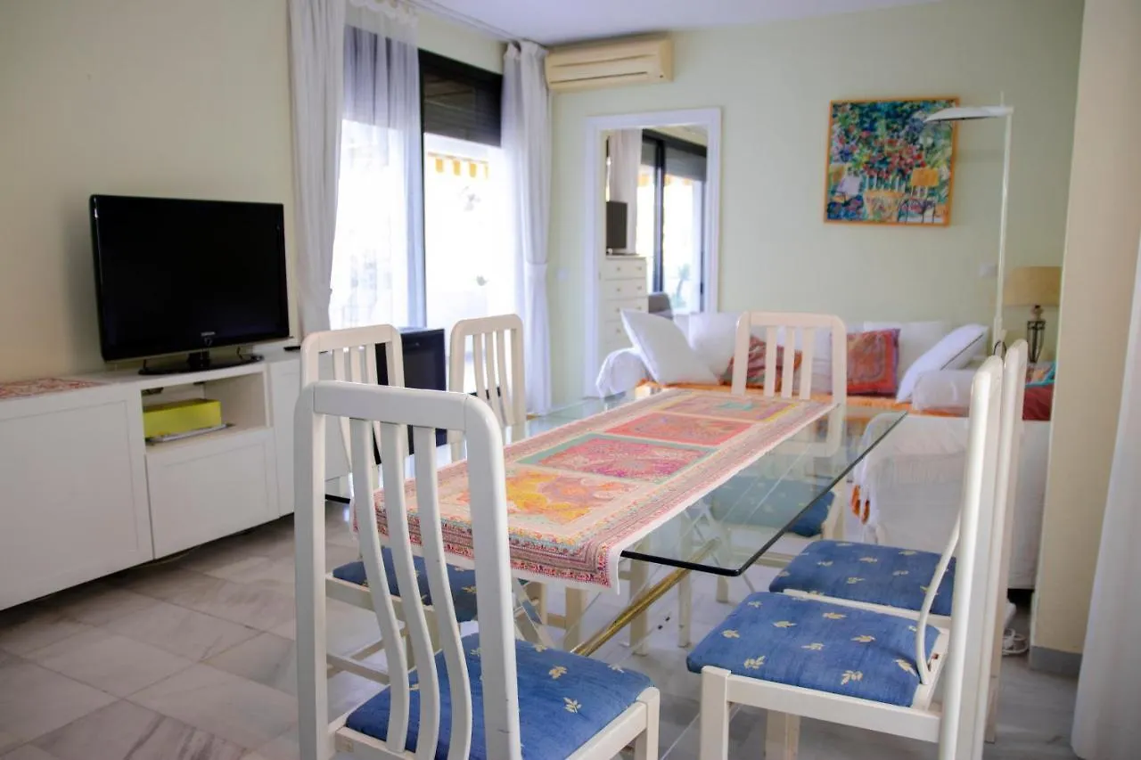 Jardines Puerto Banus Rooms Marbella Habitación en casa particular